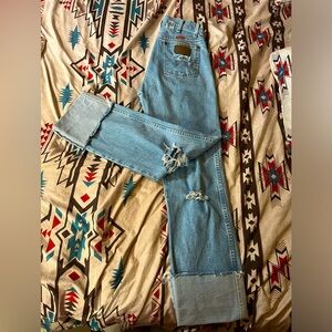 Wrangler Cowboy Cut Hand Distressed Cuffed Jeans Size 5